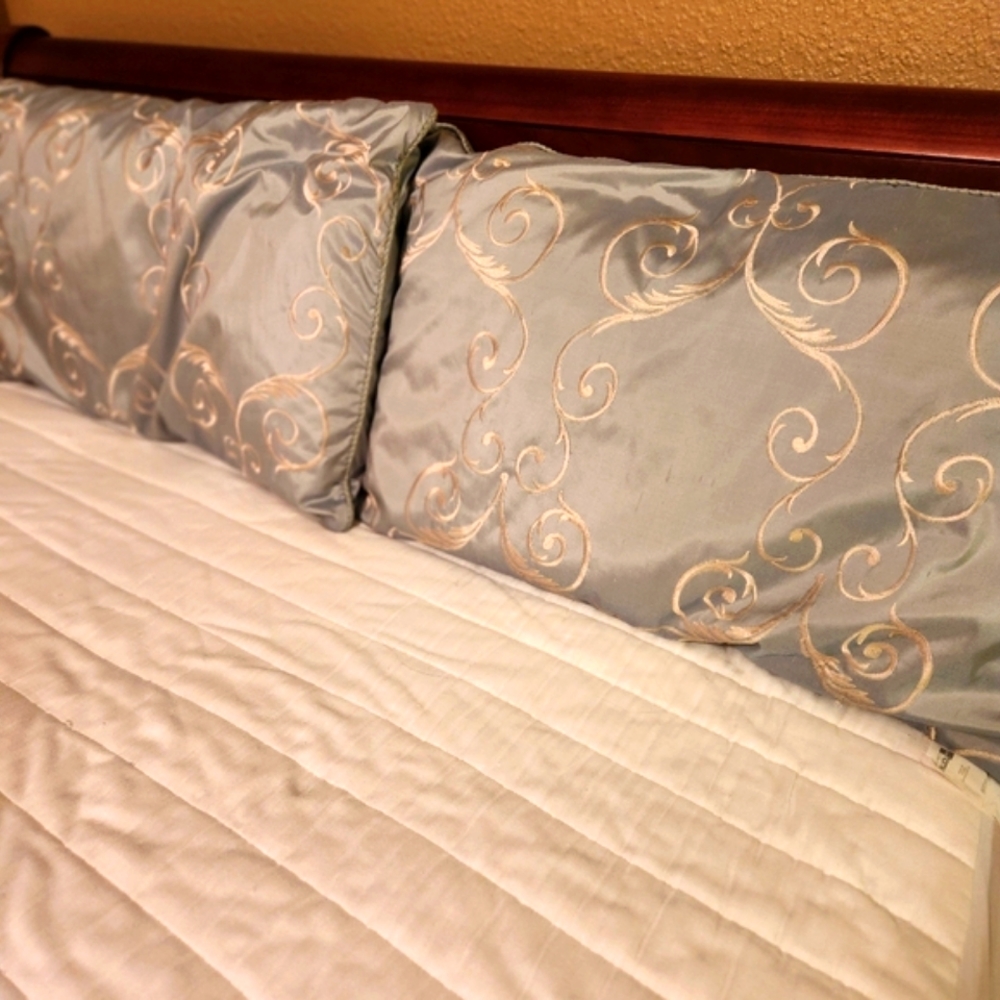 2 Noble Excellence Ice Blue Silk Pillow Shams